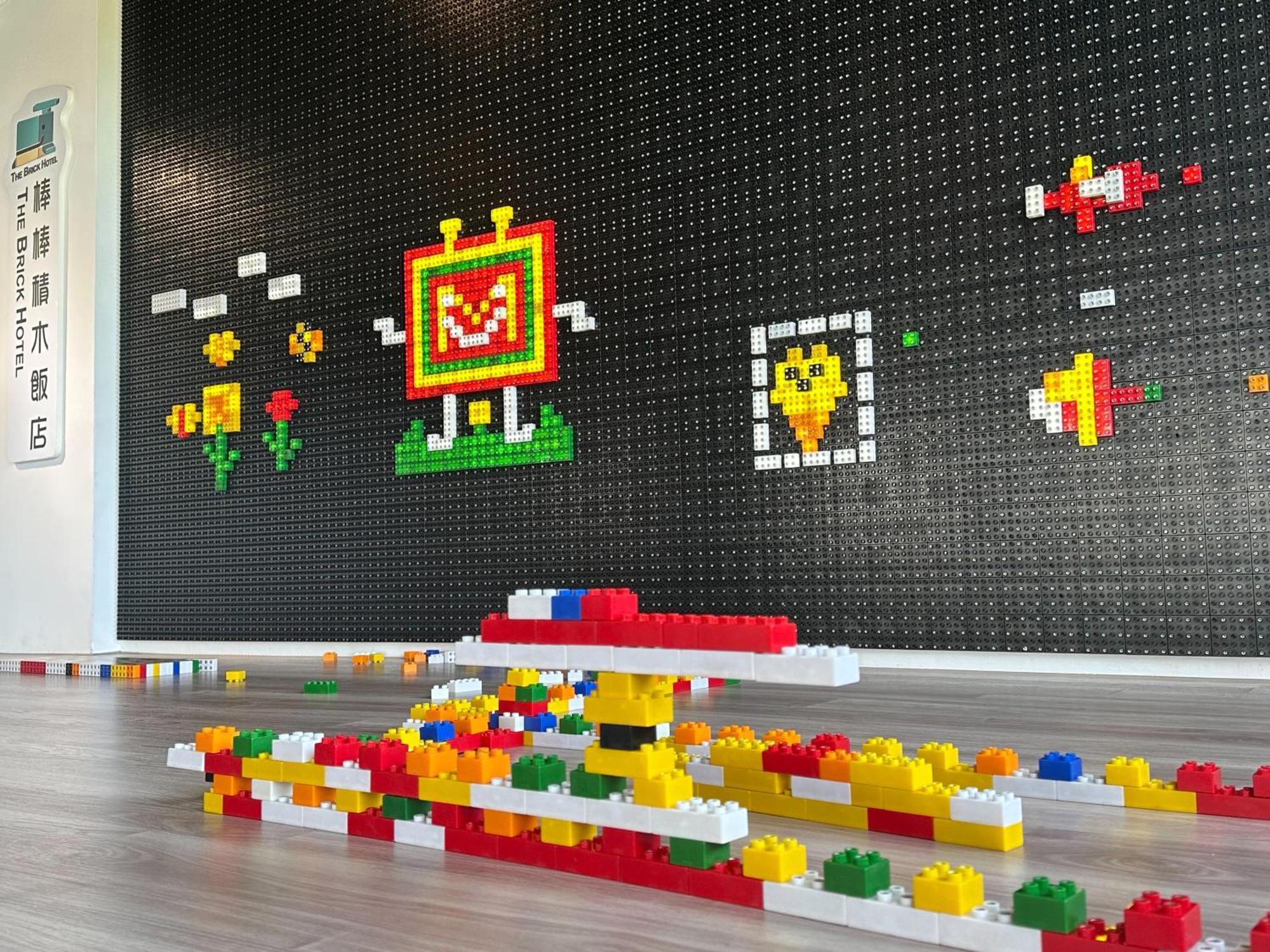 The Brick Hotel Tajan Kültér fotó
